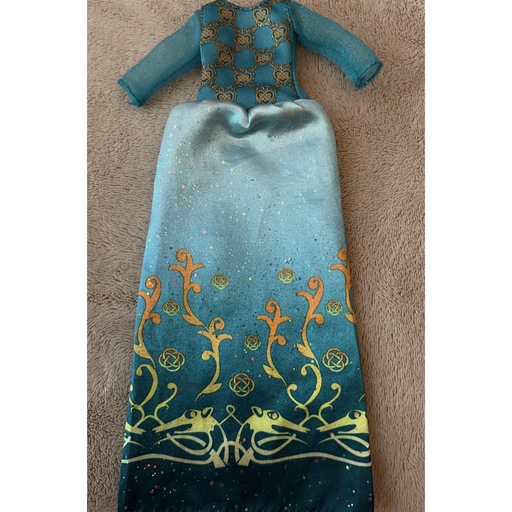 Brave Merida 2016 Disney Princess Royal Shimmer Replacement Dress Barbie  B13